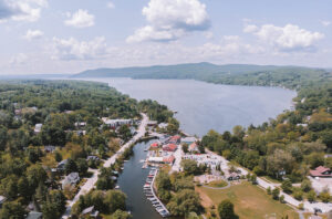 Read more about the article Quoi faire à North Hatley : guide complet 2026