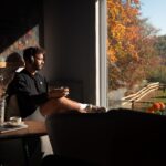 Réveil lent devant les couleurs d'automne chez Station Chêne Rouge, North Hatley
