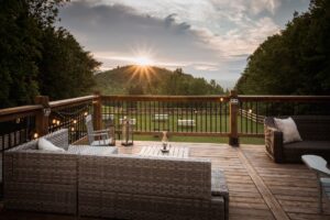 Read more about the article C’est quoi, un club de campagne ? Le country club nature, réinventé au Québec